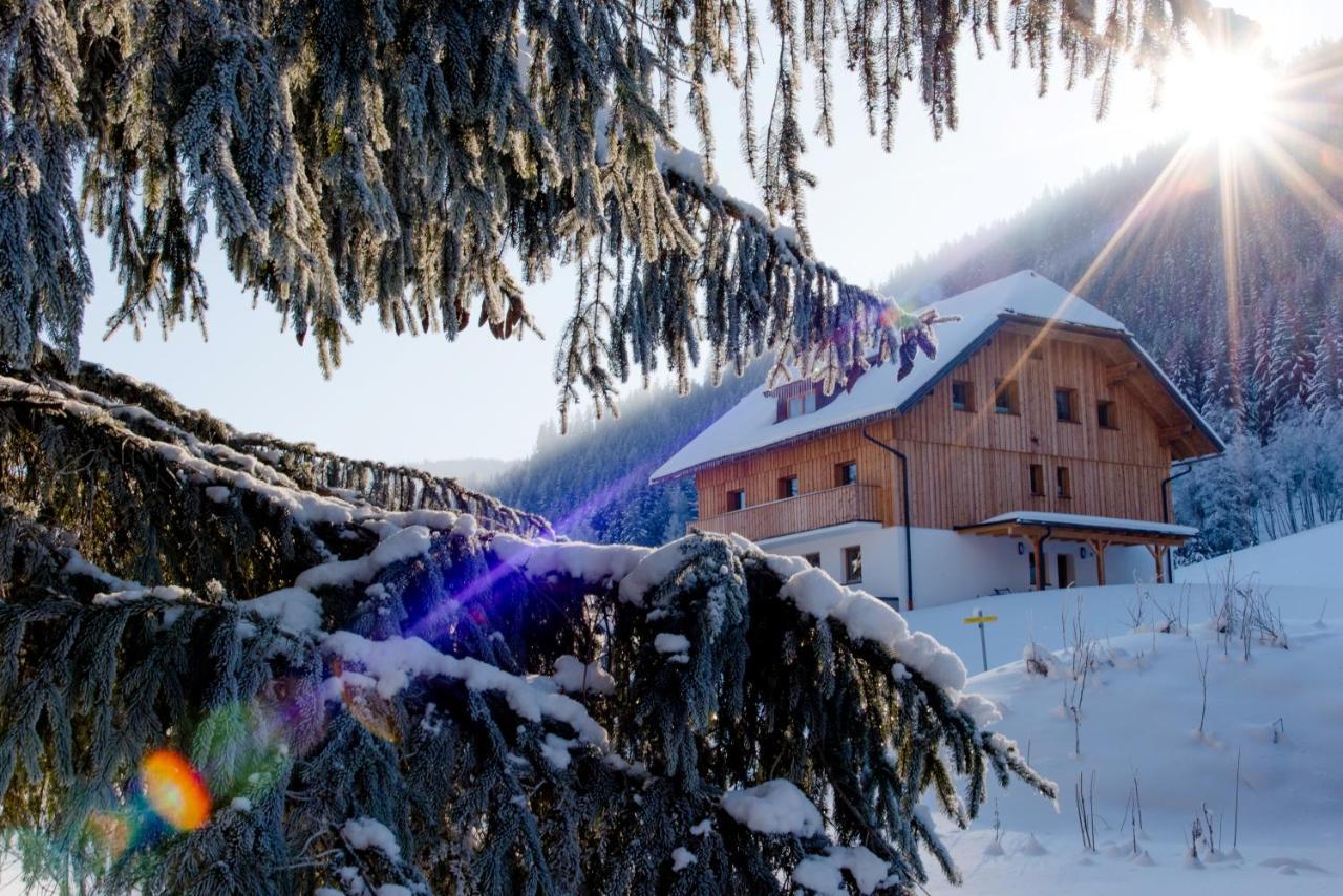 Ferienparadies Wiesenbauer Sankt Michael im Lungau Buitenkant foto